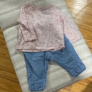 H&M Paper Bag Style High Waisted Denim Jeans and Pink Bunny Cotton Tee